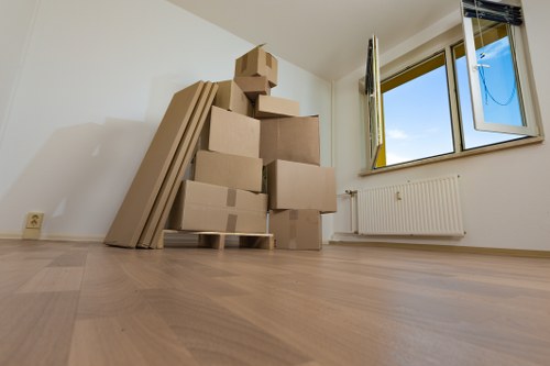 Local removals team handling a fast house move in Twickenham