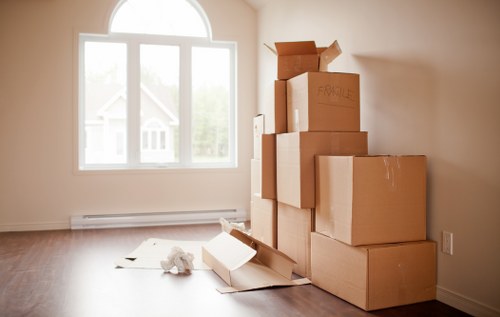 Local moving truck service for flats and houses in Twickenham