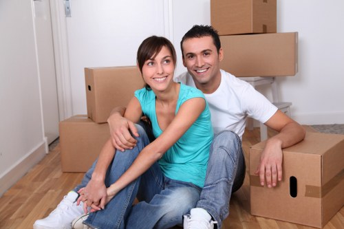 Local storage space for furniture and renovation items in Twickenham