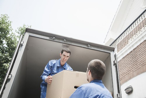 Careful transport of boxes and household items in Twickenham